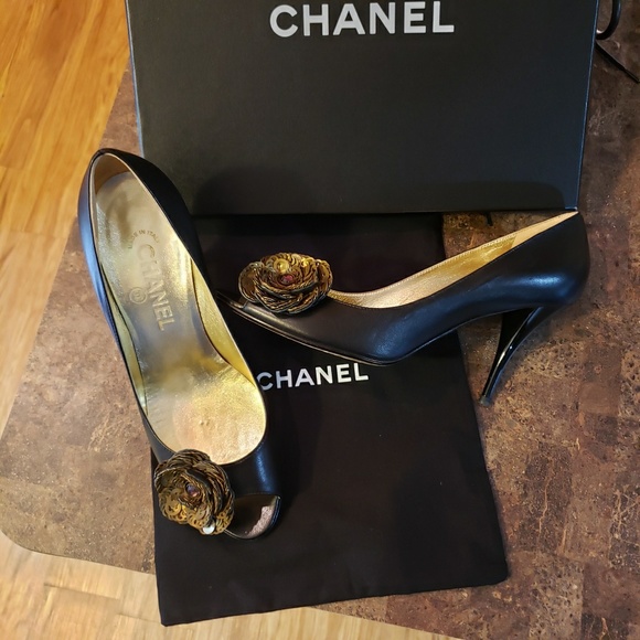 CHANEL Shoes - 💥Chanel pumps shoes